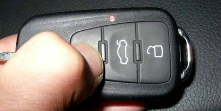 汽车钥匙灯不亮是什么原因