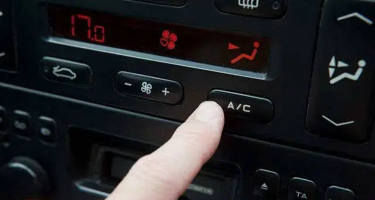 如何判断汽车空调缺氟