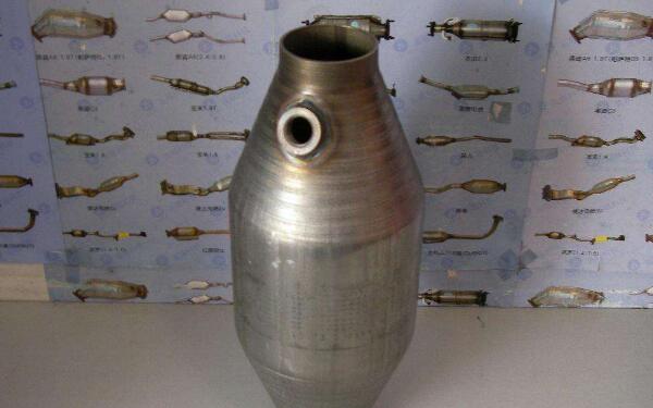 广泛应用于汽车的催化器 三元催化转化器是什么意思