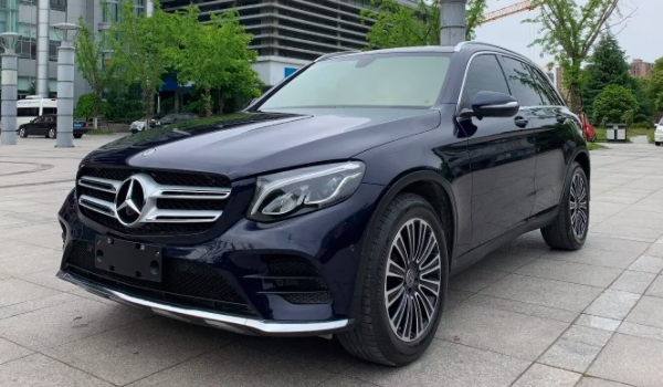 glc260奔驰价格 2022款glc260新车仅售40.63万元（全款落地45.54万）