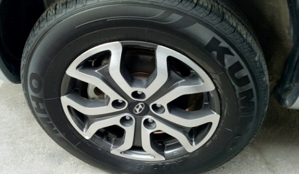 现代途胜轮胎型号尺寸 轮胎尺寸235/55 r19(轮毂19寸)