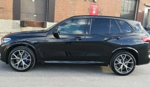 xc90和x5哪个好 x5动力更强(车身长达5米)