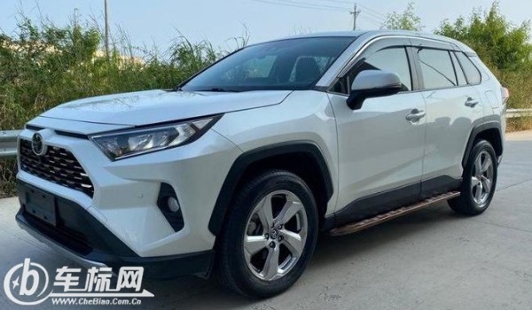 荣放RAV4分期首付多少钱 分期首付4万(36期月供3194元)